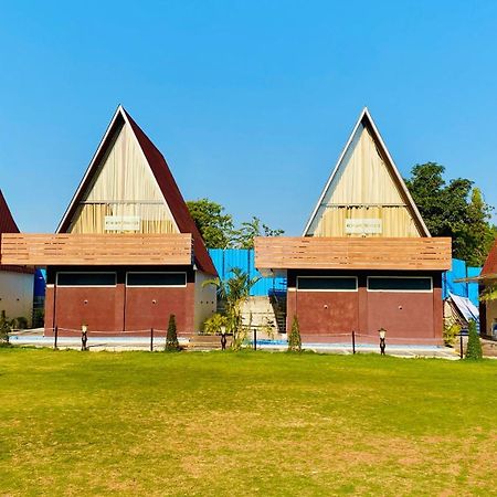 Anantara Club And Resort, Ujjain Exterior foto